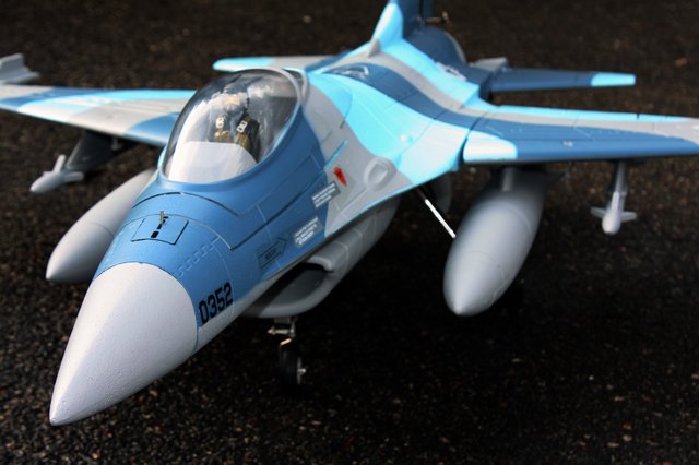 F-16